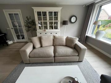 Beige bank 230x105x65 (zitbank meubel bankstel  kamerbank)  beschikbaar voor biedingen