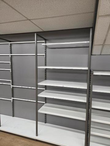 20 Wandstellingen.  beschikbaar voor biedingen