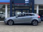 Volvo V40 1.6 T4 Momentum / Automaat / NL-Auto / 179 PK / Cr, Gebruikt, 700 kg, 179 pk, Leder en Stof