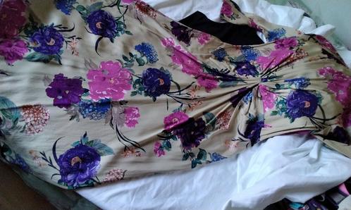 Lange Jurk Viscose Bloemen Paars Roze maat 40 UNIEK Nieuw, Kleding | Dames, Jurken, Nieuw, Maat 38/40 (M), Beige, Onder de knie