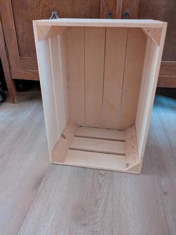 Houten kist beschikbaar voor biedingen