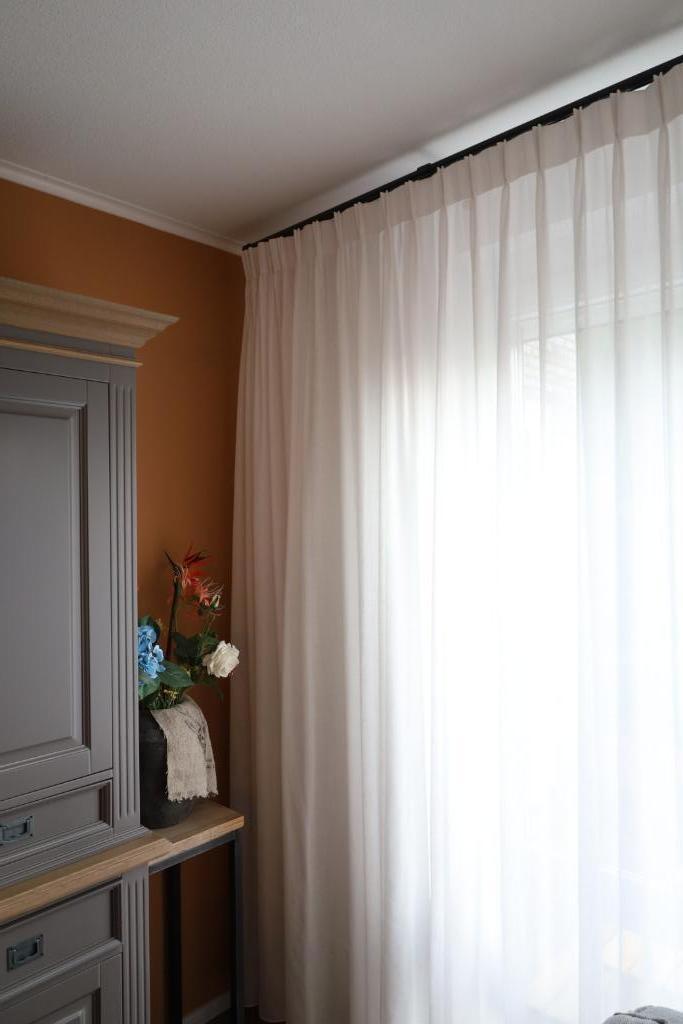 Inbetween / gordijnen / vitrage, Huis en Inrichting, Stoffering | Gordijnen en Lamellen, Zo goed als nieuw, 200 cm of meer, 200 cm of meer