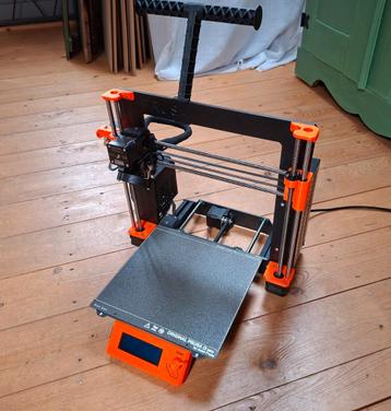 Oerdegelijke prusa mk3s  beschikbaar voor biedingen