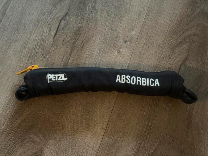 Petzl Absorbica L57, Sport en Fitness, Klimsport, Zo goed als nieuw, Klimsport-accessoire, Ophalen of Verzenden