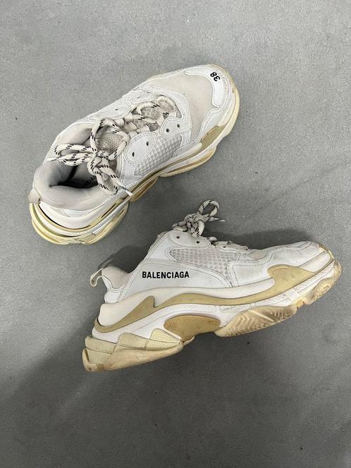 Balenciaga Triple S dames sneakers maat 38 origineel in doos, Kleding | Dames, Schoenen, Zo goed als nieuw, Sneakers of Gympen