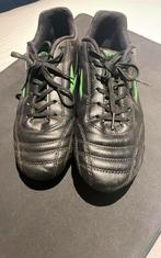 Dutchy voetbalschoenen maat 40, Schoenen, Zo goed als nieuw, Maat M, Ophalen of Verzenden