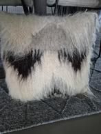 Prachtig kussen van Malagoon 50x50, Huis en Inrichting, Woonaccessoires | Kussens, Ophalen of Verzenden, Nieuw, Overige kleuren