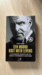 Peter R. De Vries - Een moord kost meer levens, Ophalen of Verzenden, Zo goed als nieuw, Peter R. De Vries