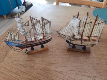 Modelbootjes beschikbaar voor biedingen