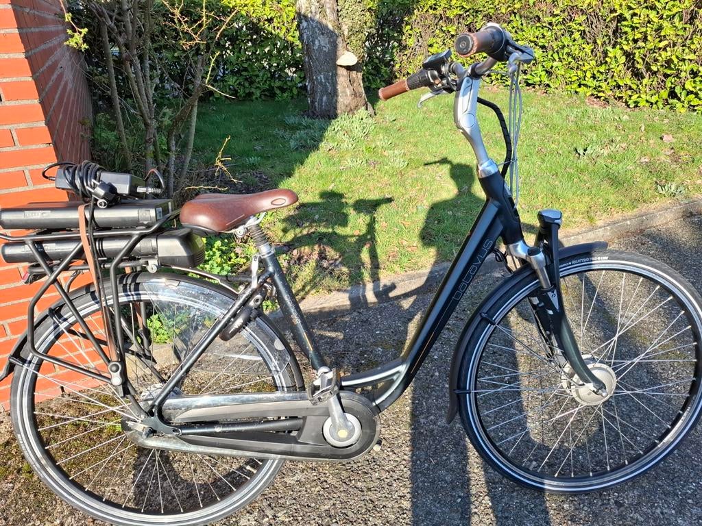 Batavus Genova elektrische fiets met 2x accu, Fietsen en Brommers, Ophalen of Verzenden, Zo goed als nieuw, Batavus