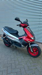 Gilera runner 50cc SP PRO in zeer nette staat - 2takt 2t DD, Fietsen en Brommers, Scooters | Piaggio, Ophalen, Zo goed als nieuw