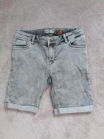 Cars denim short maat 14 nieuwstaat, Ophalen of Verzenden, Zo goed als nieuw, Jongen, Broek
