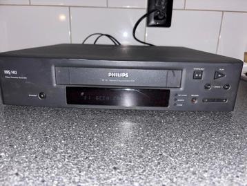 Philips VR 151 VHS Videorecorder beschikbaar voor biedingen