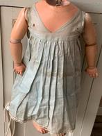 Een oud shabby poppenlijfje, Ophalen of Verzenden
