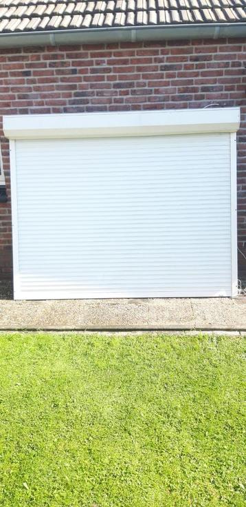 Rolluik elektrisch afmeting 1695mm x 1240mm 9001 beschikbaar voor biedingen