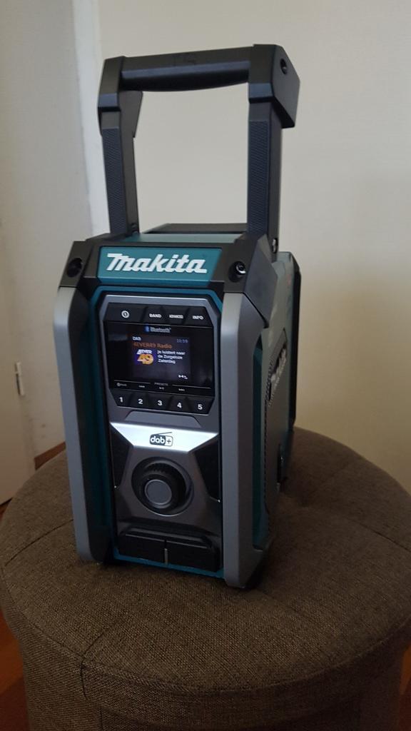 Makita MR007 XGT Bouwradio op accu Nieuw met Makita garantie, Audio, Tv en Foto, Radio's, Nieuw, Bouwradio, Ophalen of Verzenden