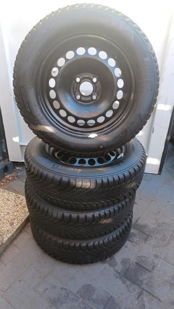Winterbanden opel corsa d e adam 185 65 15 tpms velgen 4x100, Auto-onderdelen, Banden en Velgen, Banden en Velgen, Winterbanden
