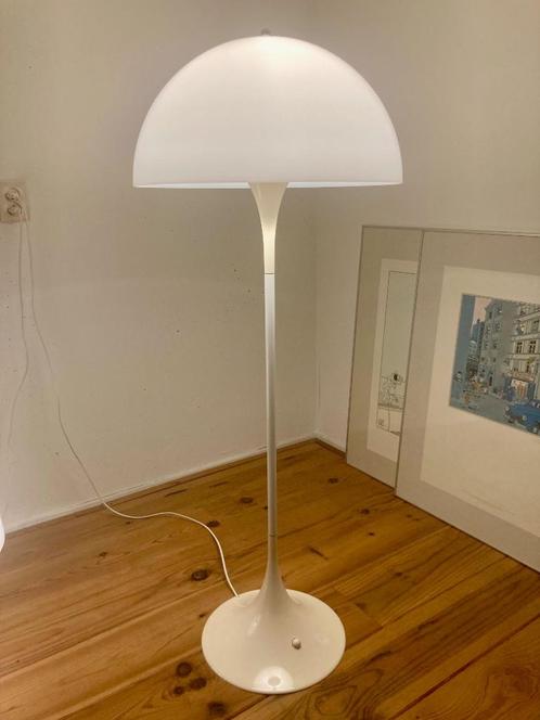 Panthella vloerlamp, eerste editie, Huis en Inrichting, Lampen | Tafellampen, Gebruikt, 75 cm of meer, Kunststof, Metaal, Overige materialen