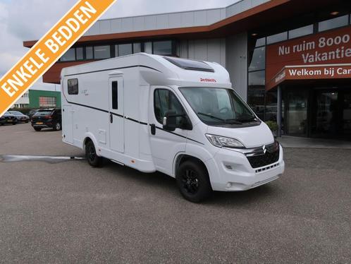 Dethleffs Just Camp 6812 EB ACTIEPRIJS! ENKELE BEDDEN, Caravans en Kamperen, Campers, tot en met 4, Half-integraal, Dethleffs