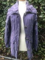 RESET paarse gewatteerde jas maat 38 mooie knopen + rits, Kleding | Dames, Jassen | Winter, Maat 38/40 (M), Paars, Ophalen of Verzenden