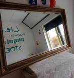 Grote rechthoekige spiegel met gouden lijst, Huis en Inrichting, Woonaccessoires | Spiegels, Gebruikt, Ophalen of Verzenden, 100 tot 125 cm