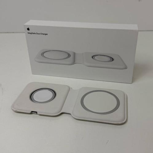 Apple Magsafe Duo charger | Nette staat in doos, Telecommunicatie, Mobiele telefoons | Telefoon-opladers, Gebruikt