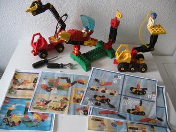 Duplo Toolo raketbasis set 2945 + een brandweerwagen. beschikbaar voor biedingen