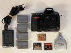 Nikon D700 body + 4 batteries + 3 CF cards + Adapter, Ophalen, Gebruikt, Nikon, Geen optische zoom