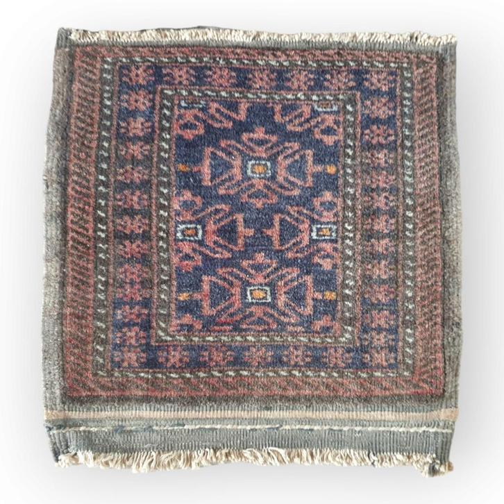 Vintage boho ( wand)kleedje handgeknoopt ca 45 x 43 cm 1009, Antiek en Kunst, Antiek | Kleden en Textiel, Ophalen of Verzenden