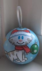 Woezel en Pip kerstbal - metaal -met ruimte voor cadeautje, Diversen, Kerst, Ophalen of Verzenden, Zo goed als nieuw