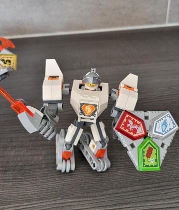 LEGO nexo knights  beschikbaar voor biedingen