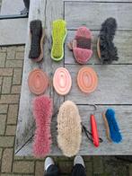 Borstelset, Dieren en Toebehoren, Paarden en Pony's | Verzorgingsproducten, Ophalen of Verzenden