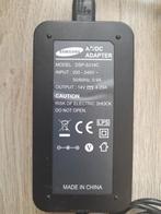 Samsung AC DC adapter, Computers en Software, Laptop-opladers, Ophalen of Verzenden, Zo goed als nieuw
