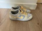 Nike dunk low, Kleding | Dames, Schoenen, Overige kleuren, Nike, Ophalen of Verzenden, Sneakers of Gympen