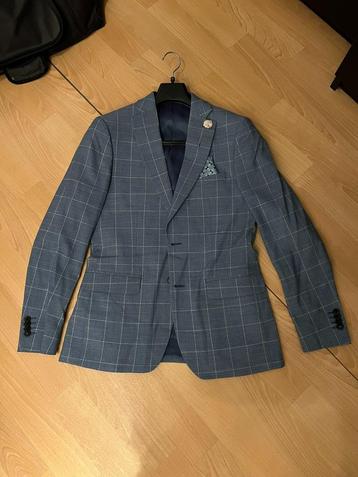 WE kostuum pak gala blauw (maat 46 en 48L) beschikbaar voor biedingen