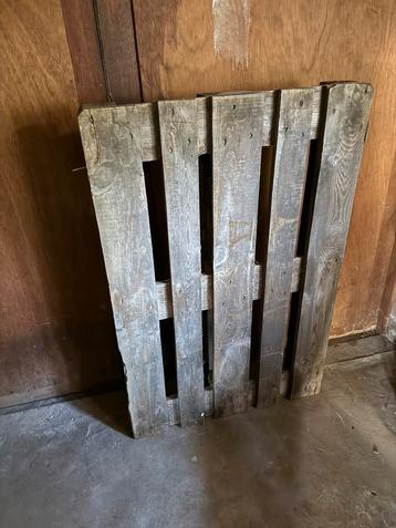 Gratis pallet (Euro Pallet 80x120) beschikbaar voor biedingen
