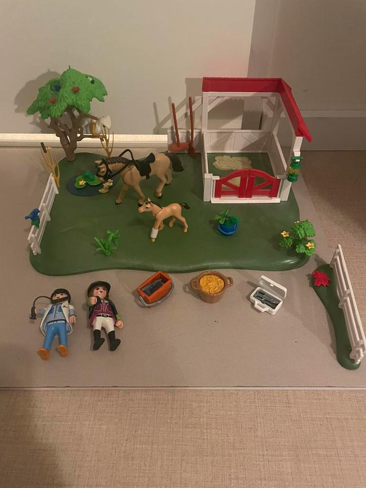 playmobil paardenstal, Kinderen en Baby's, Speelgoed | Playmobil, Zo goed als nieuw, Ophalen of Verzenden