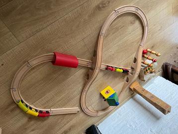 houten speelgoed treinbaan set locomotief loco sesamstraat beschikbaar voor biedingen