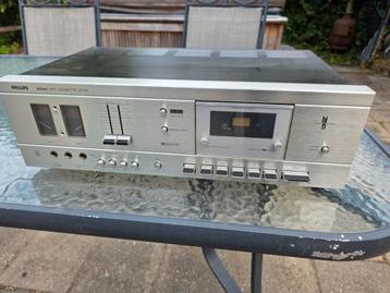 Cassette deck tapedeck philips  beschikbaar voor biedingen