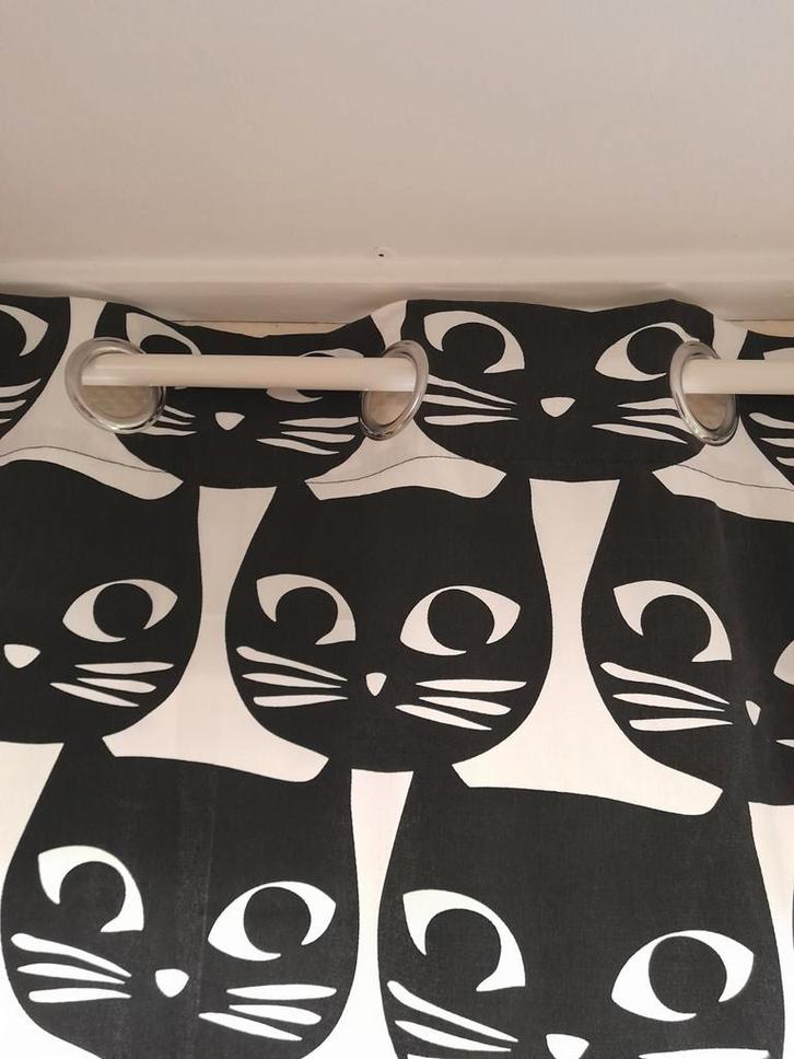 Gordijnen Mattram van ikea, Huis en Inrichting, Stoffering | Gordijnen en Lamellen, Zo goed als nieuw, 200 cm of meer, Wit, Zwart