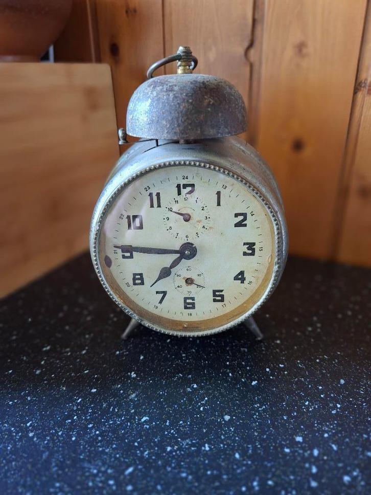Oude wekker, Antiek en Kunst, Curiosa en Brocante, Ophalen of Verzenden