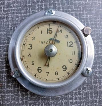 Beautex timer klok met bel beschikbaar voor biedingen