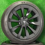 Originele 19 inch Tesla Model 3 velgen met winterbanden, Auto-onderdelen, Banden en Velgen, 19 inch, Banden en Velgen, U.S.A.