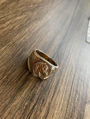 14karaat gouden paardenring beschikbaar voor biedingen