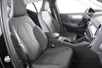 Volvo XC40 1.5 T3 Momentum Pro *1ste Eigenaar*R-Design*Navig, Auto's, Gebruikt, Zwart, Bedrijf, SUV of Terreinwagen