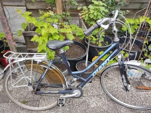 28 inch GIANT fiets met 4 versnellingen  framehoog 50 cm, Fietsen en Brommers, Fietsen | Dames | Damesfietsen, Gebruikt, Giant
