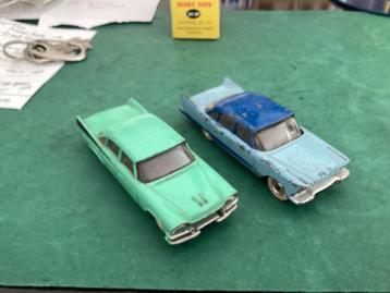 2 Dinky toys Plymouth Dodge beschikbaar voor biedingen