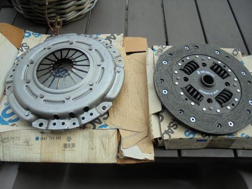 Volvo 1377327 228 mm kopp. plaat+ drukgroep M 228, Auto-onderdelen, Transmissie en Toebehoren, Oldtimer onderdelen, Volvo, Nieuw