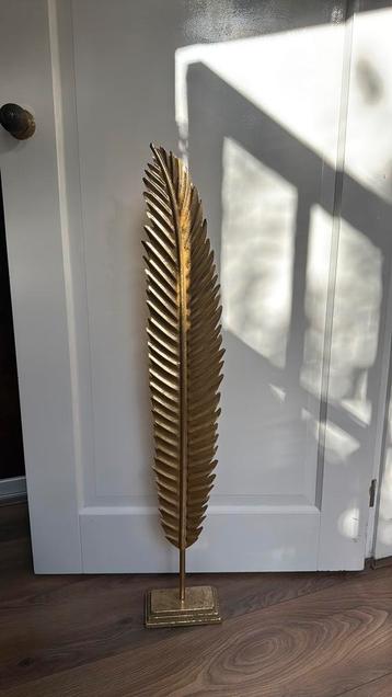 Woonaccesoire gouden veer - metaal - 100cm hoog beschikbaar voor biedingen