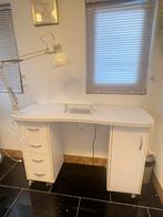 Nagel tafel, Huis en Inrichting, Bureaus, Ophalen of Verzenden